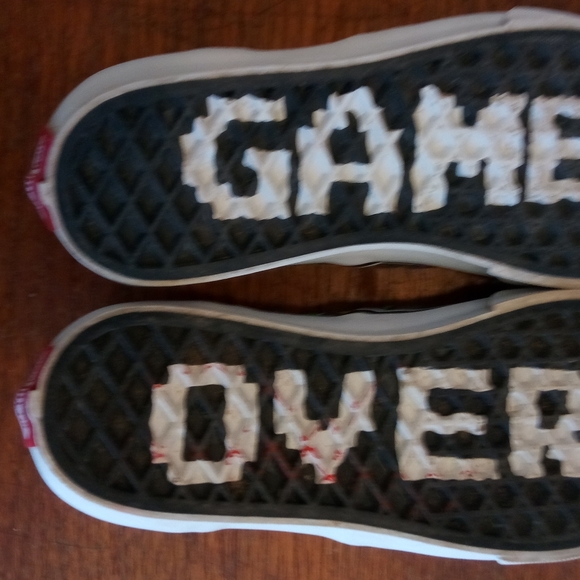 Vans Nintendo Yoshi Pewter Slip On Shoes - Picture 4 of 8